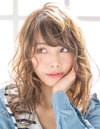 ミディアム カラー パーマ アートディレクター のぐちのヘアスタイル