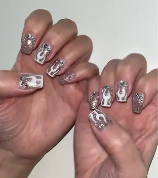 ネイル NailByua 武蔵新城徒歩4分のネイルデザイン