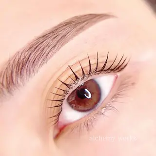 アイブロウ alchemy workzの眉毛・アイブロウイメージ