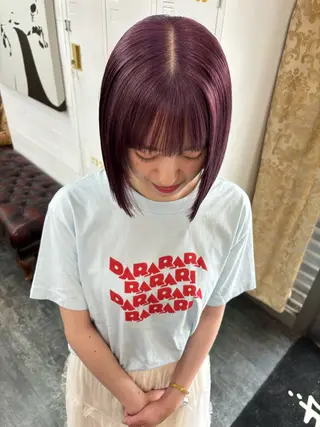 ミディアム カラー LOMARLIE JURIAのヘアスタイル