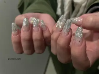 ネイル Spiky とうげ ふうかのネイルデザイン