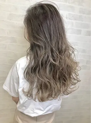 ロング カラー AVANCE. 玉置日向我のヘアスタイル