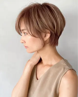 ショート カラー 宮本 聖希のヘアスタイル