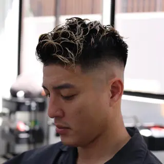 ショート カラー パーマ ヘアアレンジ メンズ キッズ ネイル マツエク・マツパ アイブロウ メンズ専門/パーマ/ フェード/みづきのヘアスタイル