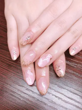 ネイル Piacere所属・Piacere 絵美のネイルデザイン