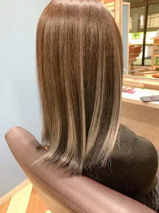 ミディアム カラー 髪質改善&Spa fee by carrefour 大橋店[フィー・バイ・カルフール大橋]所属・stylist Yukieのヘアスタイル