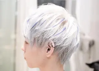 ショート カラー Re:ta Hair 飯田淳平のヘアスタイル