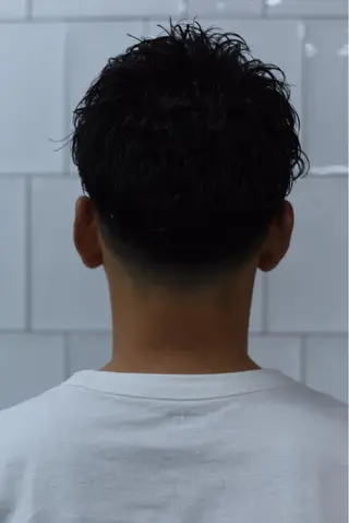 パーマ メンズ MERICAN BARBER  SHOP TOKYO所属・🧩嶋田 琉輝也🧩のヘアスタイル