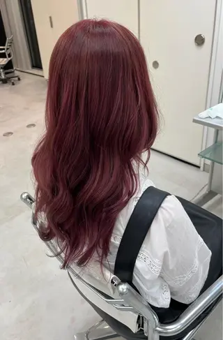 ロング カラー 芝田 明友香のヘアスタイル