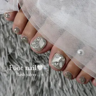 ネイル EmaNail豊中 🎀SANAのネイルデザイン