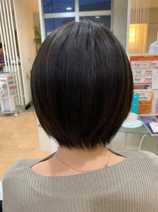ショート 美容しょうへいの店所属・吉川 茉由子のヘアスタイル