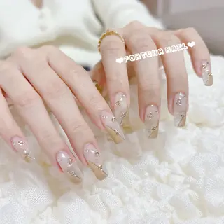 ネイル Nail •Head スパFortunaのネイルデザイン