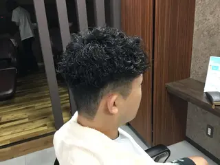 メンズ バーバーショップ涼桜新町店所属・田中大 パーマ/メンズカットのヘアスタイル