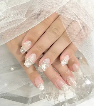 ネイル SALON ELVI.所属・SALON ELVI.のネイルデザイン