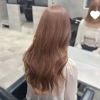 ロング 出口 千乃のヘアスタイル