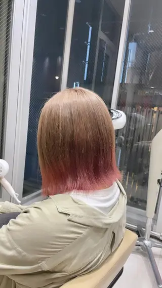 ミディアム カラー ハッシュカット レイヤー池袋のヘアスタイル