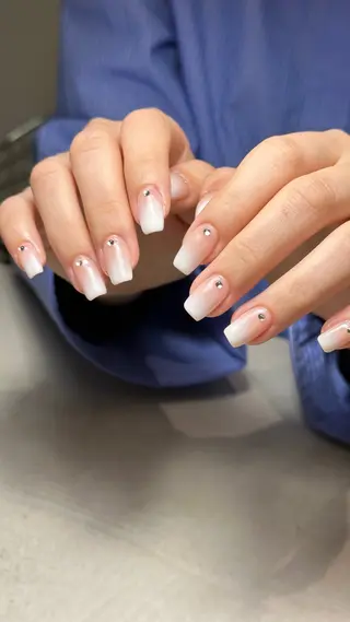 ネイル lamp nail modelのネイルデザイン