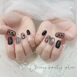 ネイル SAKURA 🍒のネイルデザイン