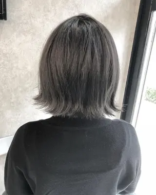 ショート カラー 顔周りレイヤー/韓国 ブリーチminamiのヘアスタイル