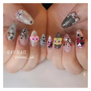 ネイル Arowa 伊田のネイルデザイン