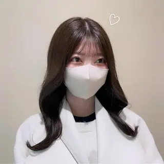 セミロング カラー ヘアアレンジ Ella所属・nana【艶髪】/ レイヤー/縮毛矯正のヘアスタイル