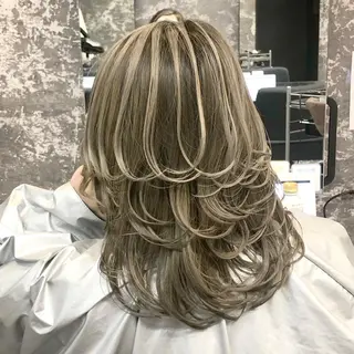 セミロング NEO Beauty Salon所属・𝐍𝐄𝐎 𝐉𝐔𝐑𝐈のネイルデザイン