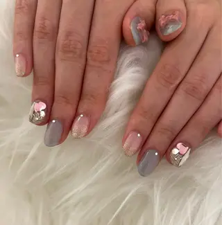 ネイル nail salon hoLLyhockのネイルデザイン
