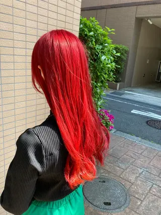 ロング カラー 透明感ハイトーン☆ 今津 佑太のヘアスタイル