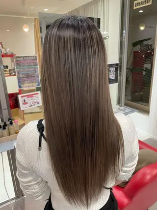 ロング カラー Merlyosaka 早川未来のヘアスタイル