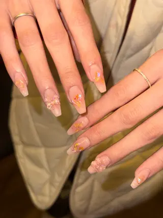 ネイル 向井 日花里のネイルデザイン