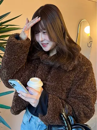 ミディアム カラー iru所属・レイヤーカット/ ハイトーン/mikiのヘアスタイル