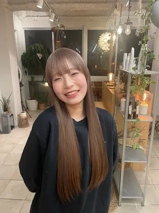 ロング HAZEL 博多所属・SHIORI/ 博多美容室のヘアスタイル