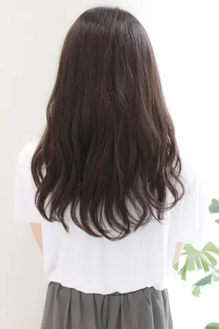 セミロング パーマ 菊池 貢平のヘアスタイル