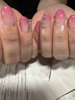 ネイル e.nail所属・🍎吉田 恵里🍎のネイルデザイン