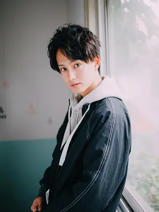 ショート メンズ 髪質改善× ハイライト溝江のヘアスタイル