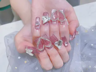 ネイル ネイルサロンエクラ 🫧Shizukaのネイルデザイン