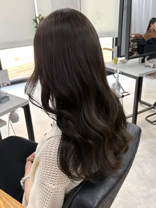 ロング カラー 盛れる顔まわり✨🎀 モテカラー別所好葉のヘアスタイル