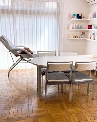 salon.plaisir（プレズィール）所属・酒井 瑠未のエステ・リラクイメージ