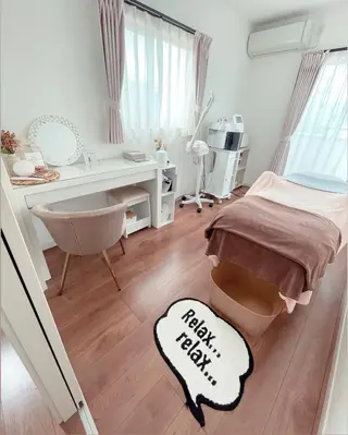 ニキビ/敏感肌/乾燥 Lilyauraのエステ・リラクイメージ