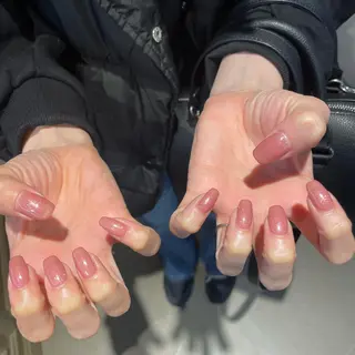 ネイル ﾔｽﾀﾞ ﾐﾅのネイルデザイン