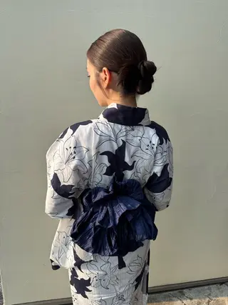 青とそら いしざかのヘアスタイル