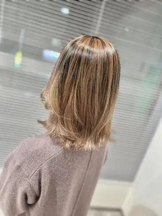 ミディアム ＲＩＣＨＡＩＲ リシェイルのヘアスタイル