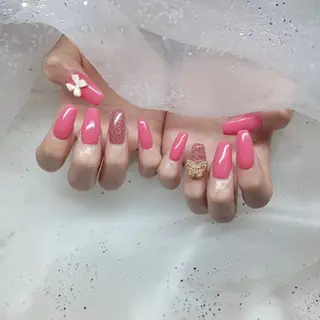 ネイル 金井 奈々のネイルデザイン