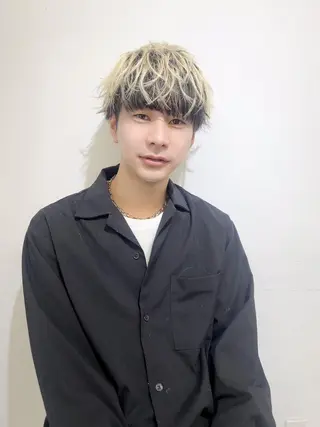 ショート 絶対綺麗な暖色カラー 🎯あります✨増渕✨のヘアスタイル