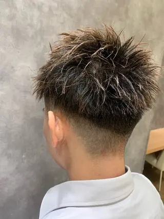 メンズ GUESTs(ゲスト)所属・T つぐみのヘアスタイル