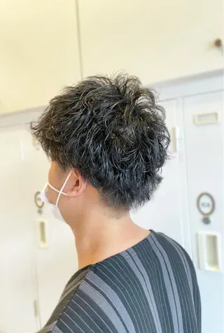 ショート パーマ メンズ 大阪長居🌱野見山 卓也のヘアスタイル