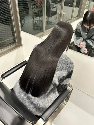 ロング 松原 朱里のヘアスタイル