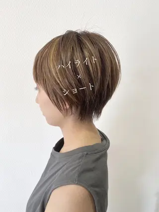 ショート 山本 茉希のヘアスタイル