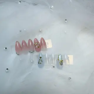 ネイル BonheurDeux所属・Bonheur LINAのネイルデザイン