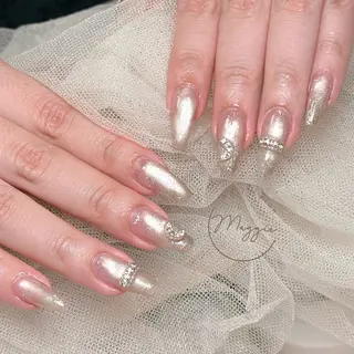 ネイル Maggie Nail🦩のネイルデザイン
